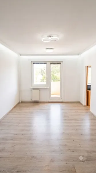 ANFRAGEN BITTE ÜBER DAS KONTAKTFELD +++ Balkon mit Ausblick ins Grüne — photo 1
